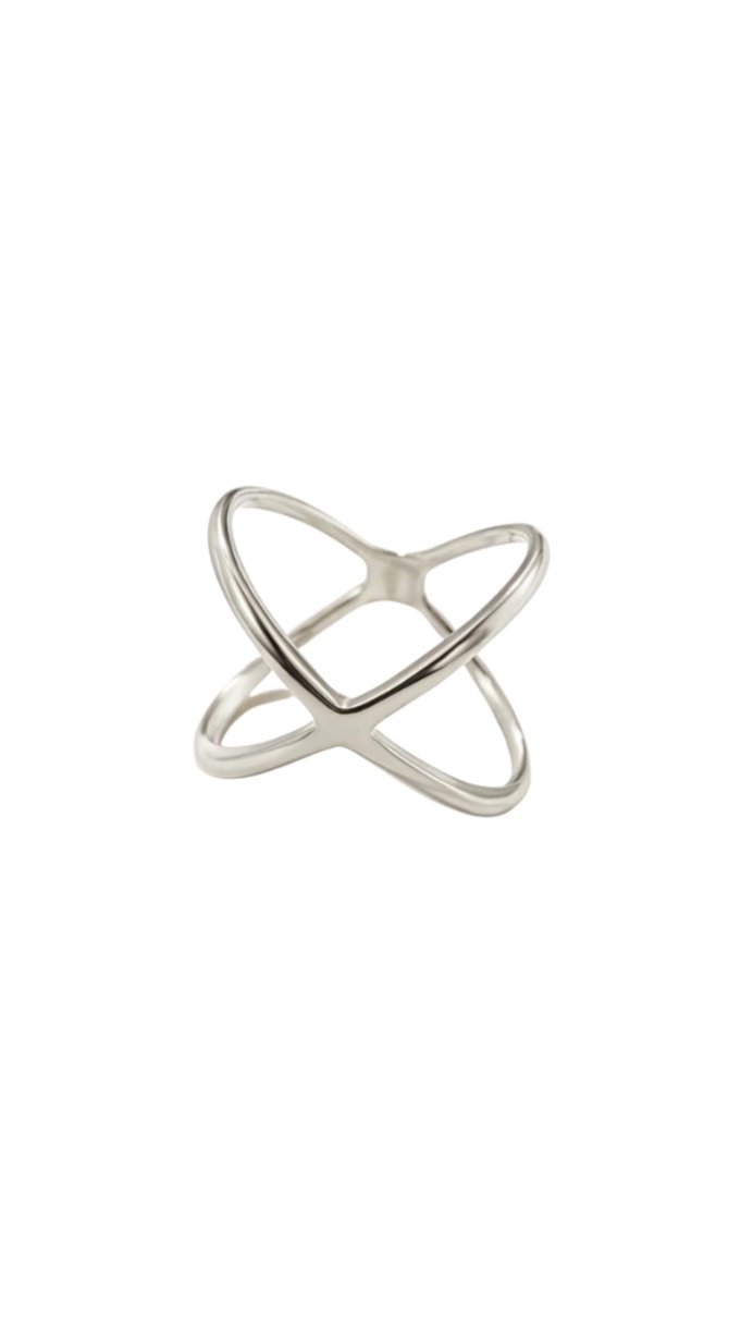 Criss Cross Ring