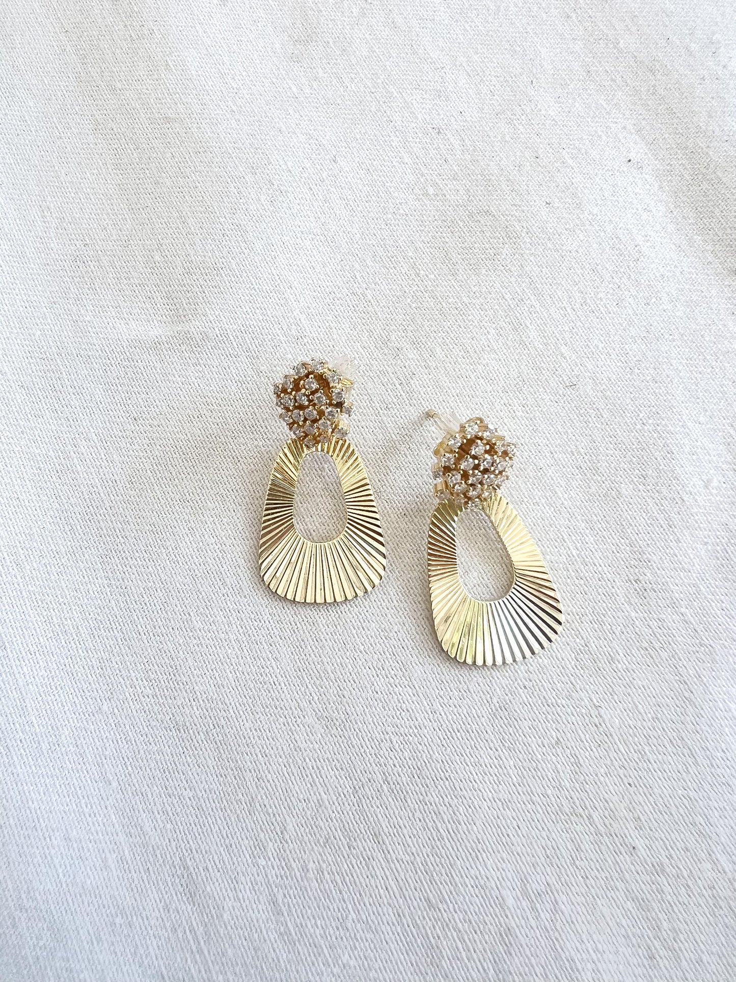 Cluster Drop Earring