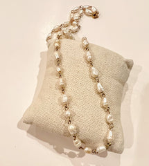 Baroque Pearl Necklace thumbnail