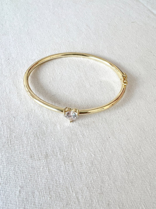 Solitaire Heart Bangle