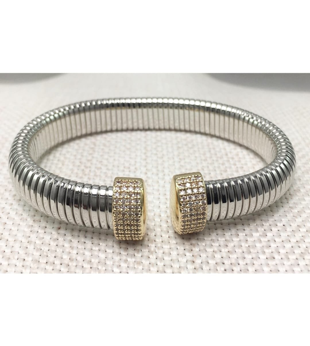 Thin WG Flex Cuff with YG Pave